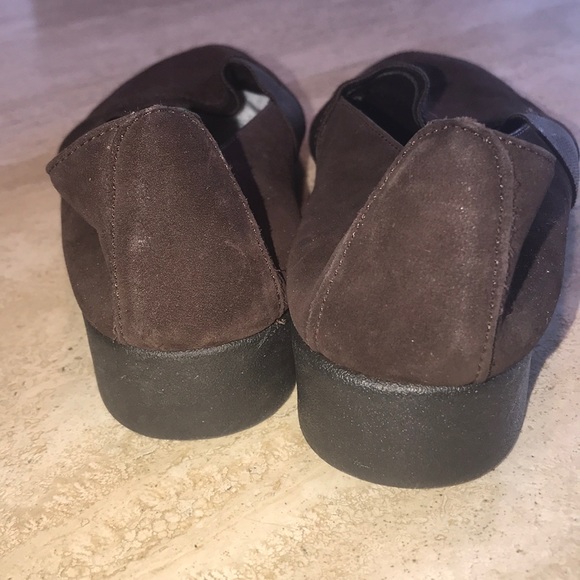 What’s What Cushioned Suede like Walking Flat - Picture 3 of 3